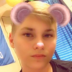 Meet your Posher, Benjamin